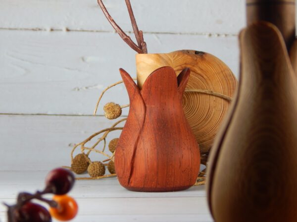 custom tulip bud vases